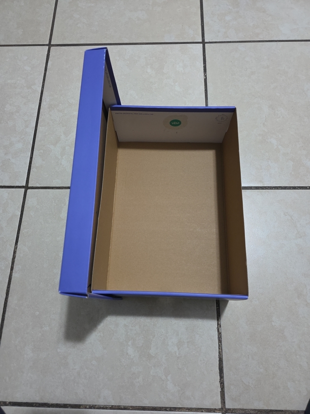 Empty Shoe Box - Picture 5 of 5